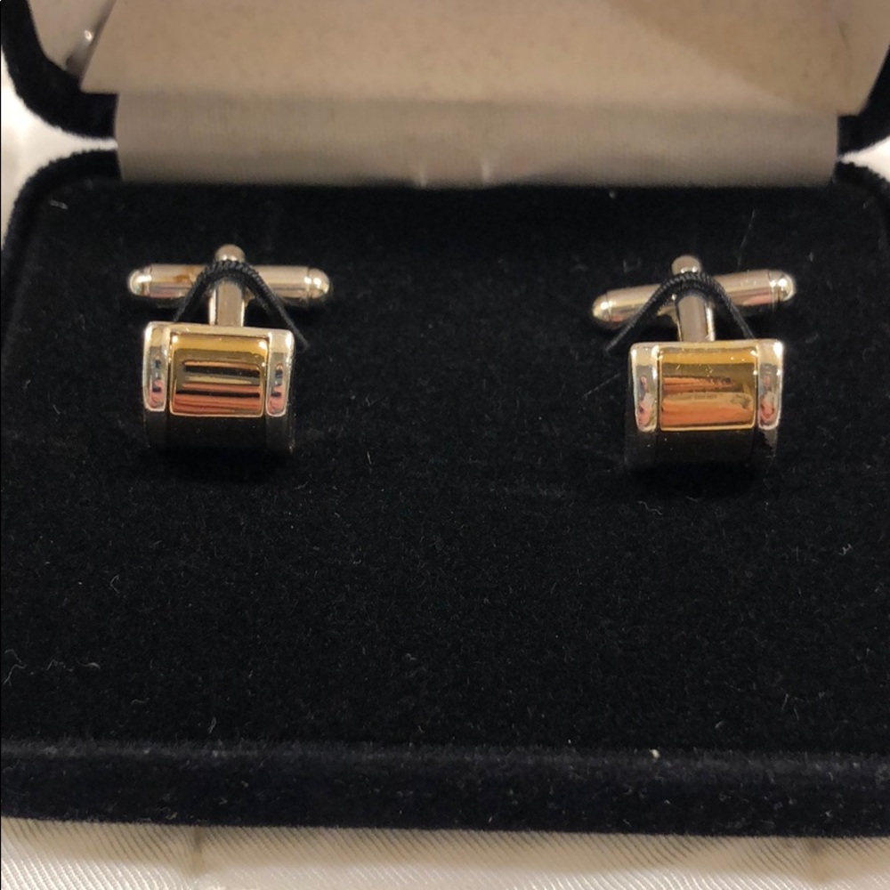 FLASH SALE! Classic Cuff Links NIB